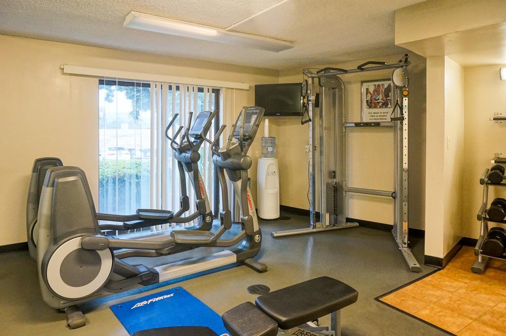 Vanllee Hotel Covina Eksteriør bilde